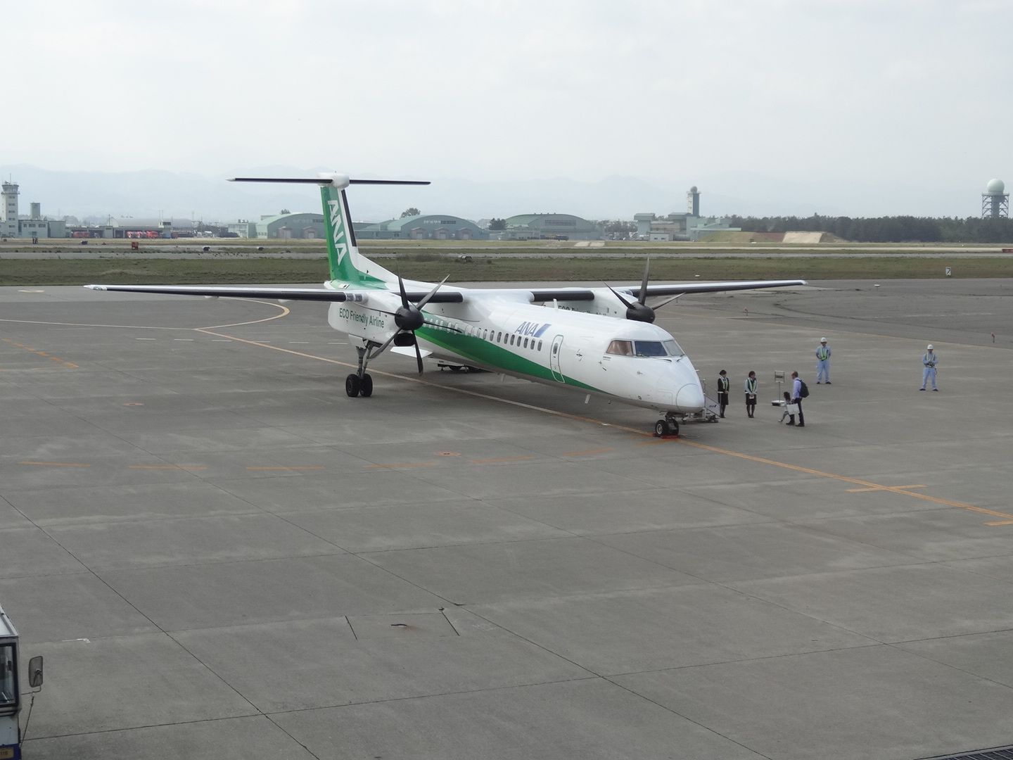 小松空港から福岡空港へ プライベートブログで楽しんでます